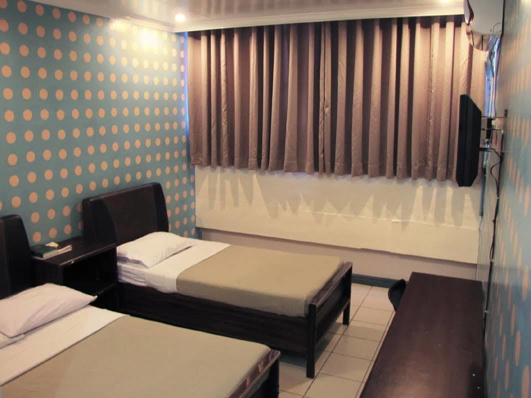 Hotel Tiffany לאואג מראה חיצוני תמונה
