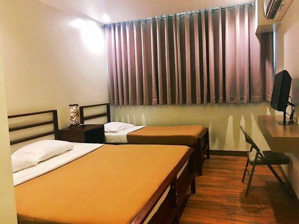 Hotel Tiffany לאואג מראה חיצוני תמונה